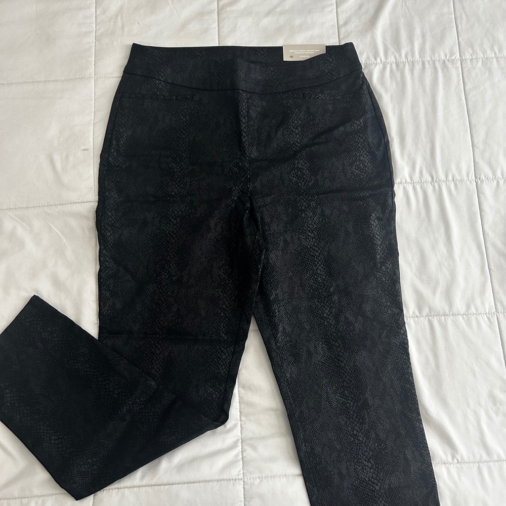 NWT Chicos So Slimming Brigitte Ankle Pant Black Snake Print 1R 8R Pullon Career